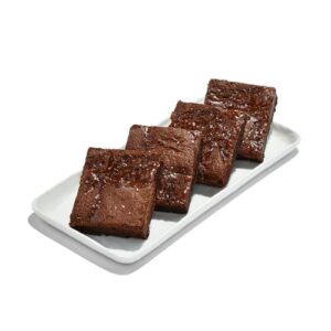 WHOLE FOODS MARKET Salted Caramel Brownie 4pk